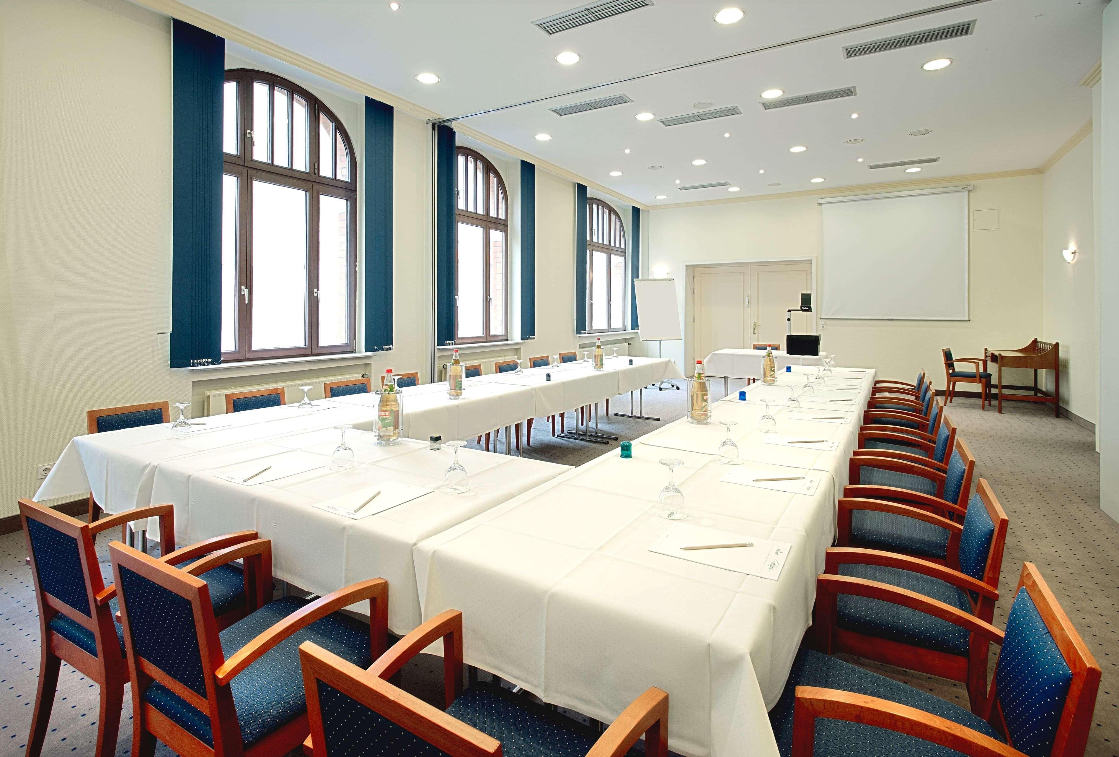 Tryp By Wyndham Kassel City Centre Zakenleven foto